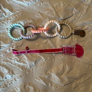 Baby Blanket Clips - Set of 2